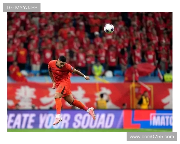 世预赛中国队迎战韩国队贺龙体育场见证激烈对决